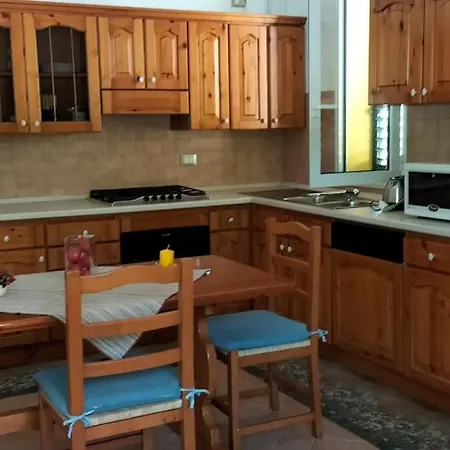 Casa L'aria Leggera 公寓 *